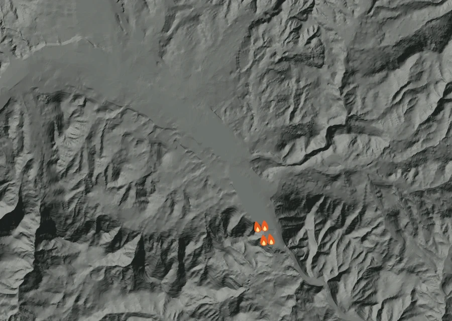 Map for Tue 25 Aug: flames mark every place that gave off heat that day.