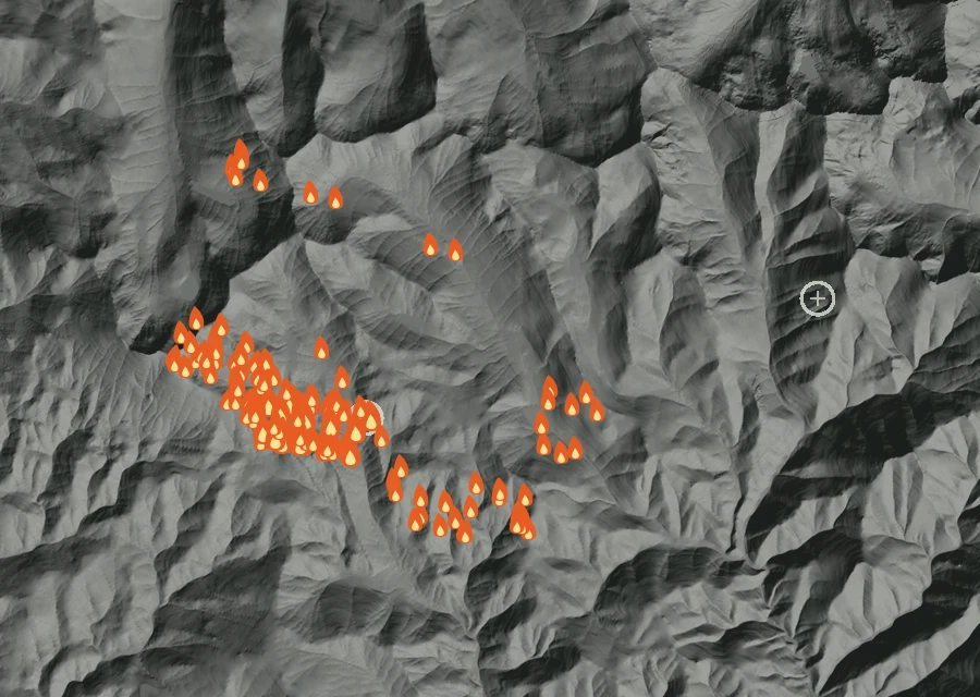 Map for Fri 28 Aug: flames mark every place that gave off heat that day.