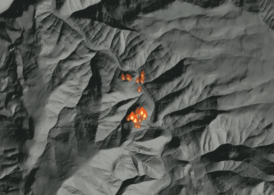Map for Fri 28 Aug: flames mark every place that gave off heat that day.